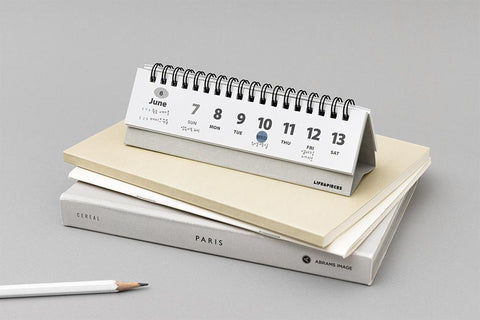2026 Life&Pieces Desk Weekly Calendar