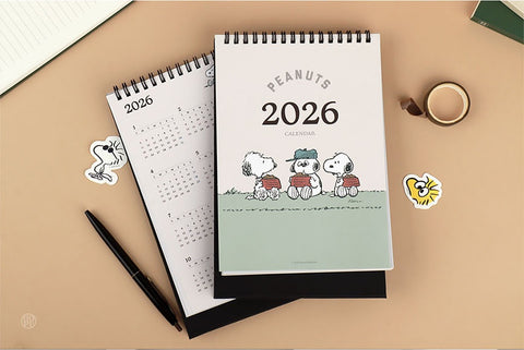 2026 Peanuts Snoopy Desk Calendar A5