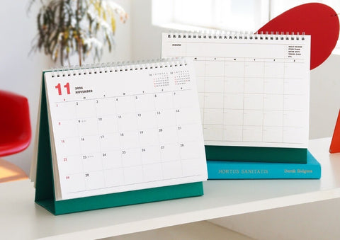 2026-2027 Desk Calendar + Undated Scheduler