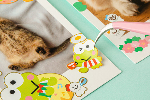 Sanrio KEROKEROKEROPPI Paper File & Sticker Pack