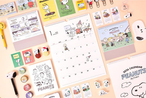 2026 Peanuts Snoopy Desk Calendar