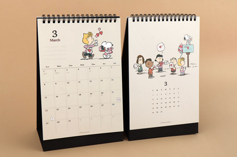 2026 Peanuts Snoopy Desk Calendar A5