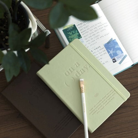 2026 On a ( ) Day Weekly Planner [4colors]