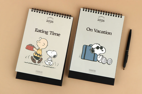 2026 Peanuts Snoopy Desk Calendar A5