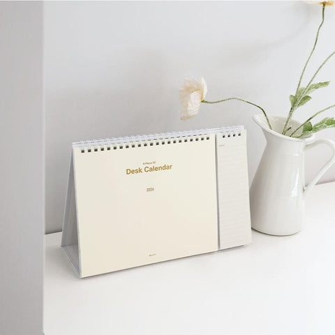 2026 A Piece of Desk Calendar [4colors]