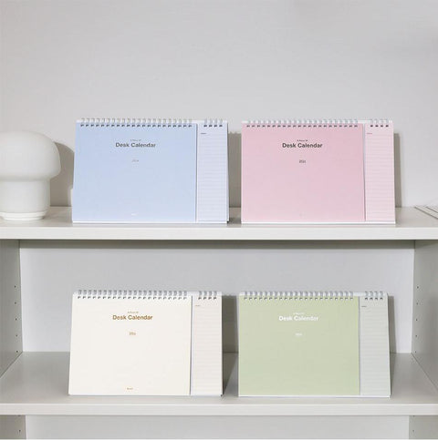 2026 A Piece of Desk Calendar [4colors]