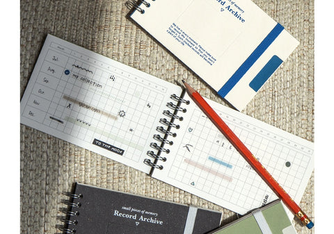 Record Archive Weekly Planner [4colors]