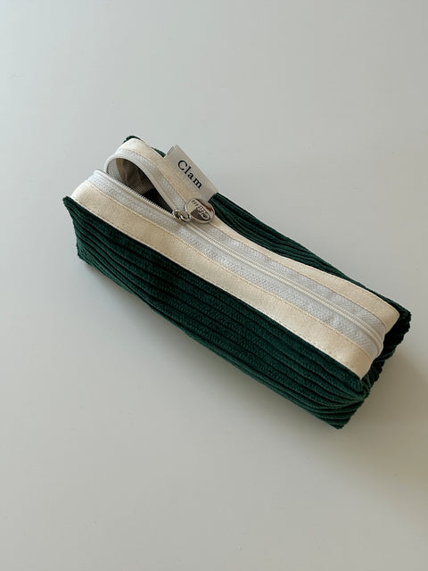 Clam Round Pencil Case [Corduroy Broccoli] | Pen Pouch