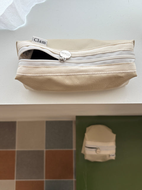 Clam Round Pencil Case [Leather Ivory] | Pen Pouch