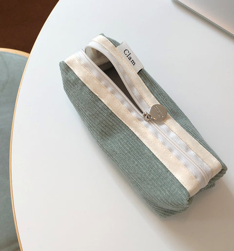 Clam Round Pencil Case [Corduroy Warm Mint] | Pen Pouch