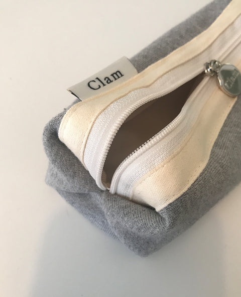 Clam Round Pencil Case [Snug Gray] | Pen Pouch