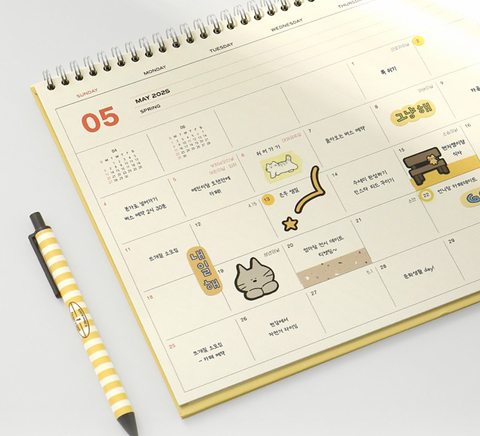 2025 Flow Monthly Planner A4 | 2025 Desk Calendar