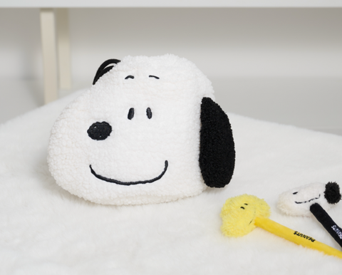 Peanuts Snoopy Pompom Face String Pouch