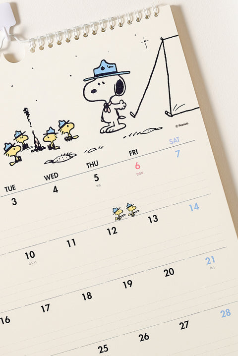 2025 Peanuts Snoopy Wall Calendar