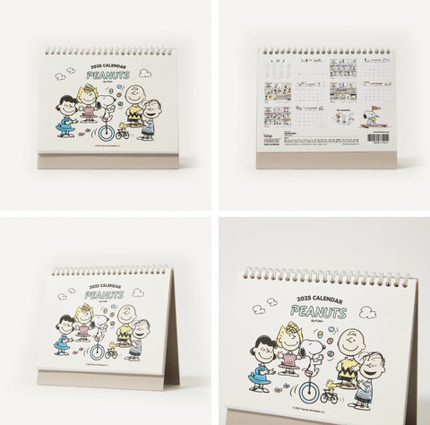 2025 Peanuts Snoopy Desk Calendar