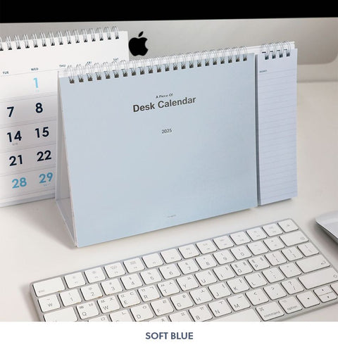 2025 A Piece of Desk Calendar [4colors]