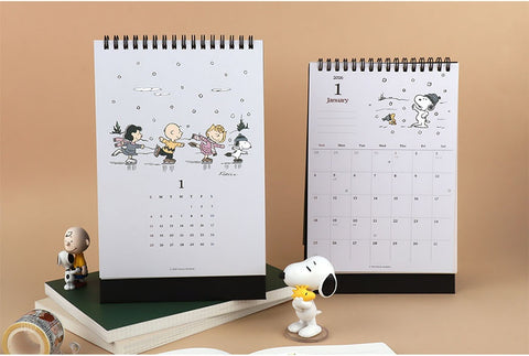 2026 Peanuts Snoopy Desk Calendar A5