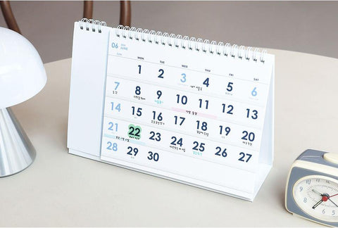 2026 A Piece of Desk Calendar [4colors]
