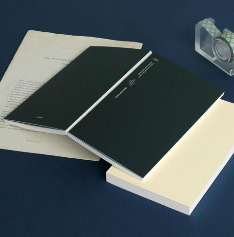 2026 Solitude Diary Weekly Planner [4colors]