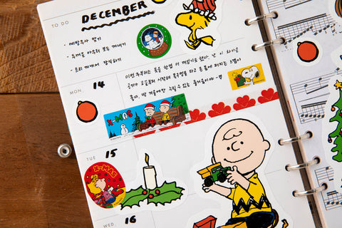 Peanuts Winter Christmas Sticker