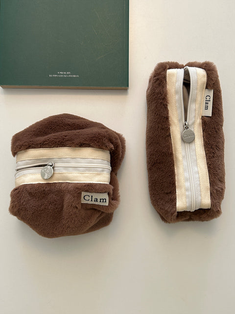 Clam Round Pouch [Fur Teddy Bear] | Daily Pouch