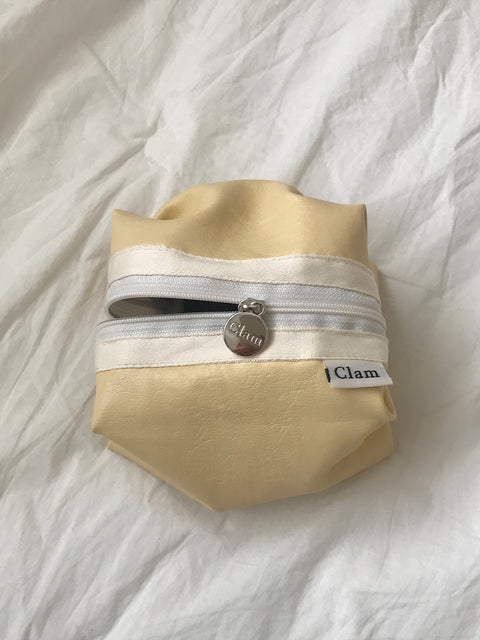 Clam Round Pouch [Leather Lemon Cream] | Daily Pouch