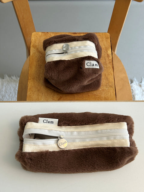 Clam Round Pencil Case [Fur Teddy Bear] | Pen Pouch