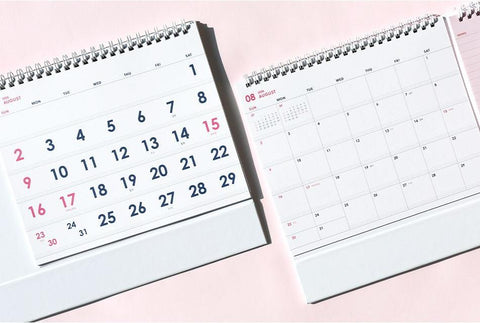 2026 A Piece of Desk Calendar [4colors]