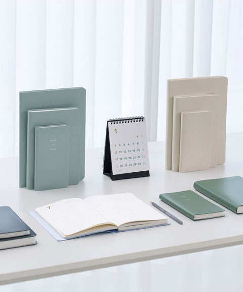 2027 Weekly Planner Medium [8colors] | Notable Memory Medium Weekly Diary
