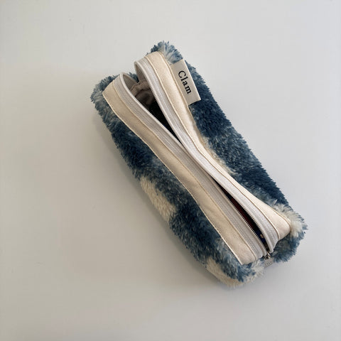 Clam Round Pencil Case [Green Check Soft Fur] | Pen Pouch