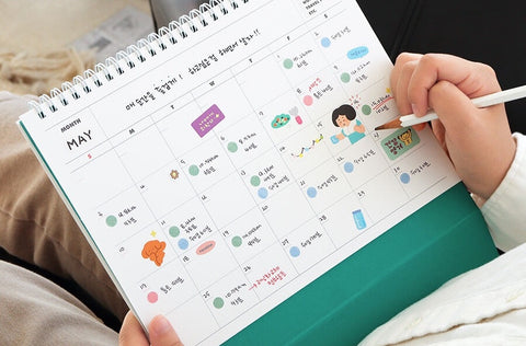 2026-2027 Desk Calendar + Undated Scheduler