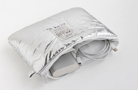momossi Marshmallow Flat Pouch [Silver]