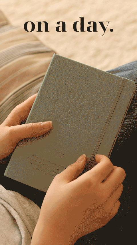 2026 On a ( ) Day Weekly Planner [4colors]