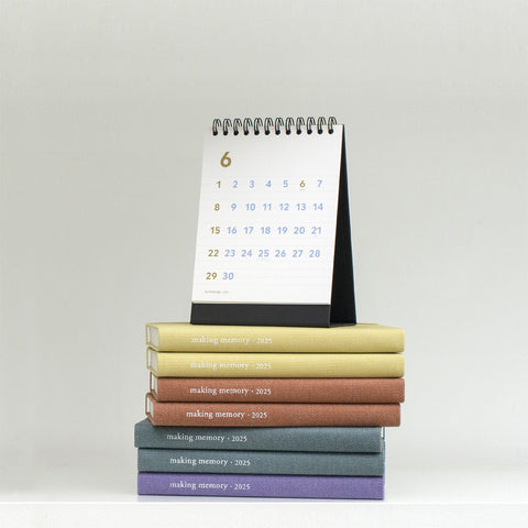 2025 Desk Calendar Mini