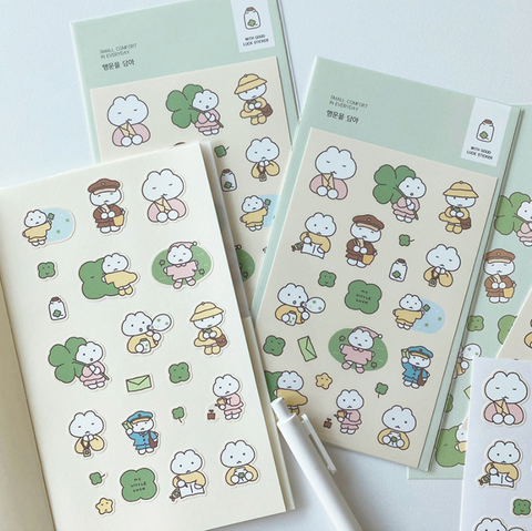 Good Luck Kitty Sticker | Clover