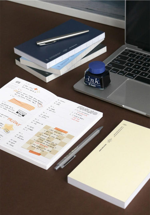 2026 Solitude Diary Weekly Planner [4colors]