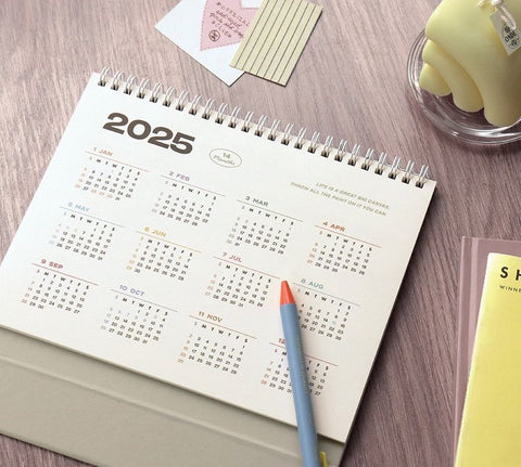 2025 Palette Desk Calendar