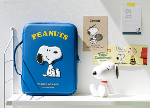 11" PEANUTS Snoopy iPad Case [Blue]